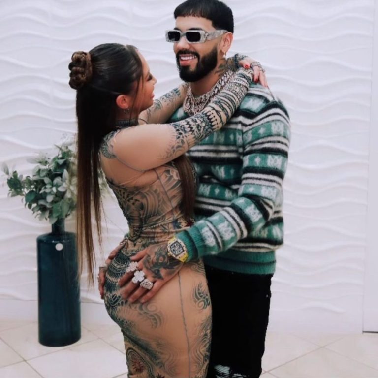 Anuel y su novia | Noticias de hoy en De Último Minuto