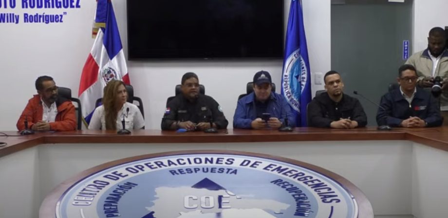 Carolina Mejía: "No esperemos el último momento para salir de las zonas afectadas"