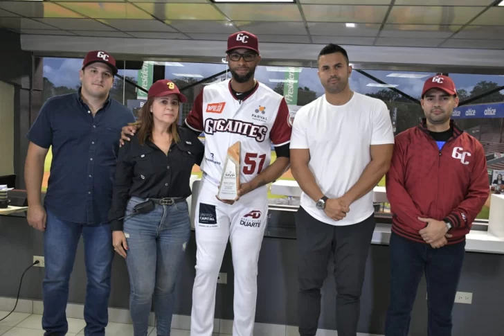 Mel Rojas Jr. y Paolo Espino, escogidos MVP de la Semana