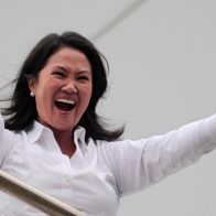 Fujimori se aleja de Sánchez y su ventaja supera 18.000 votos al 98,59 % del escrutinio