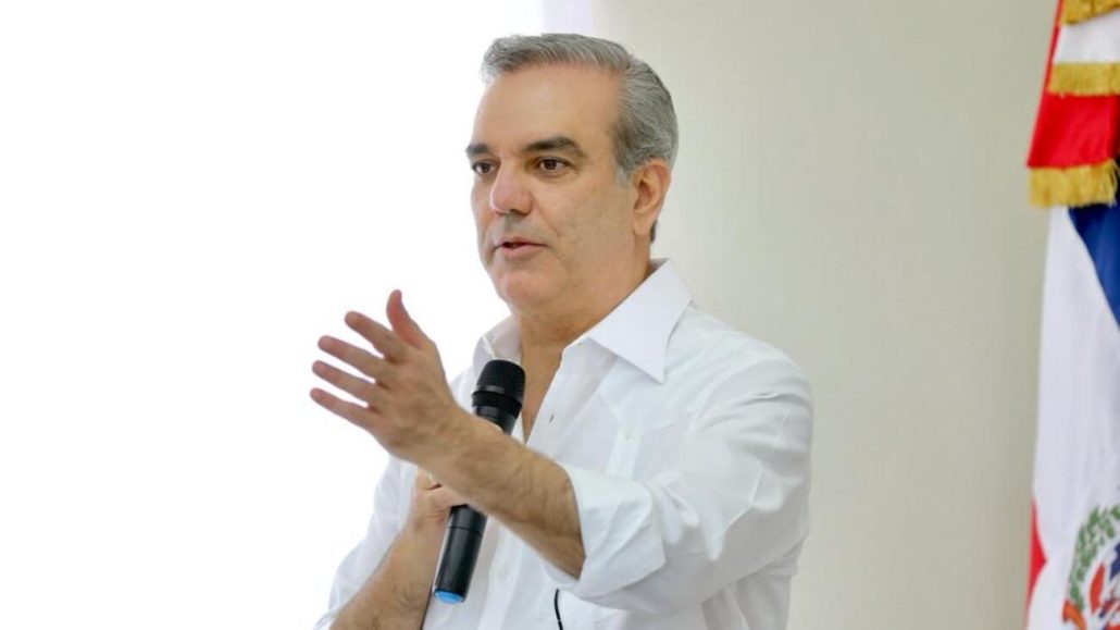Abinader asegura “todas las áreas del gobierno estarán trabajando en las áreas afectadas”
