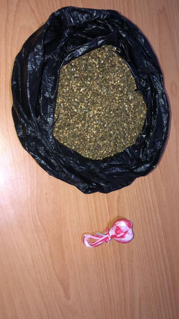 Ocupan funda con semillas de marihuana y presunta cocaína en Esperanza