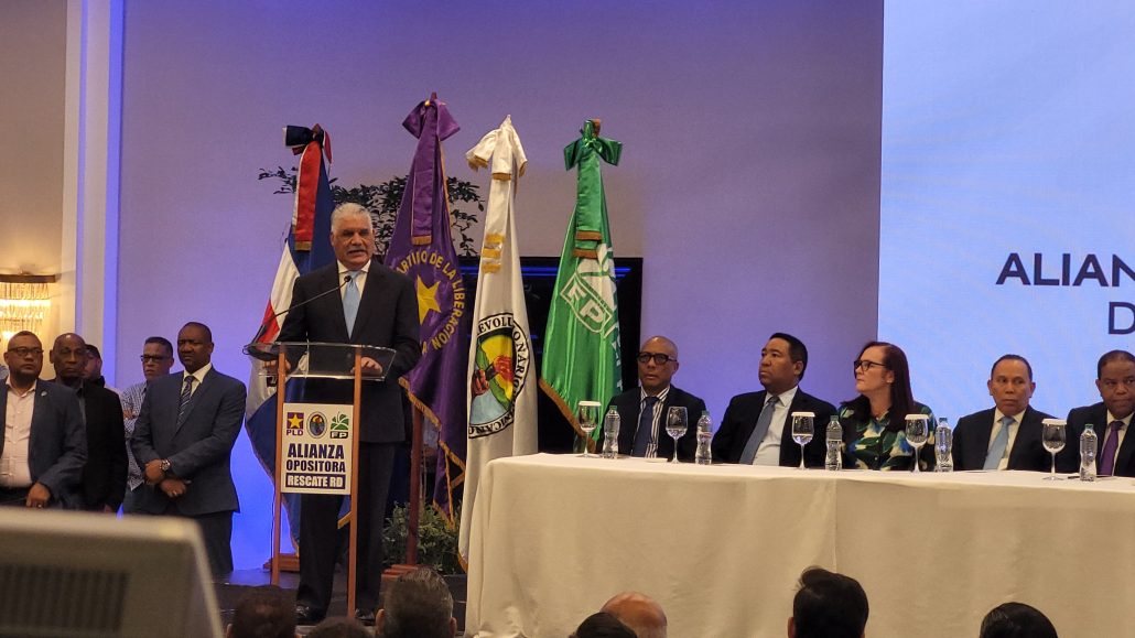 Alianza Rescate RD logra pactar 360 municipios y 17 senadurías