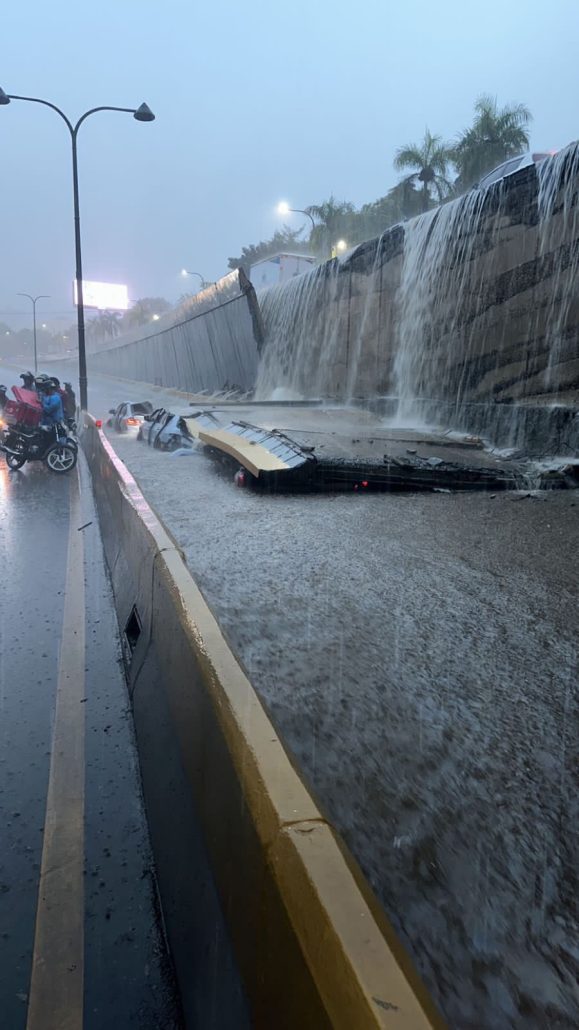 "Trágico Deja Vu: El país colapsa bajo agua"