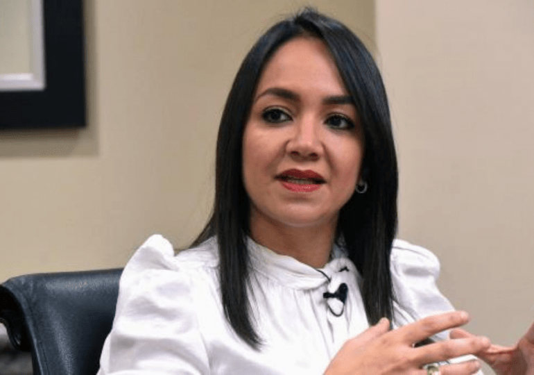 Faride Raful afirma: "Soy un ser humano y esto es desgastante"