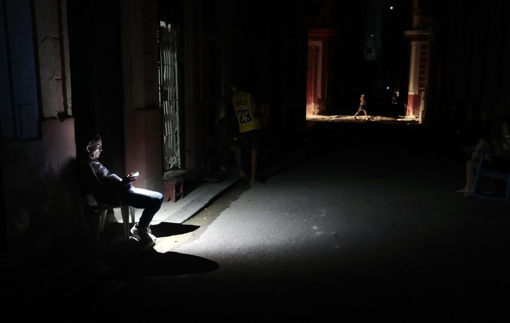 La empresa estatal de electricidad prevé apagones en el 31 % de Cuba este viernes