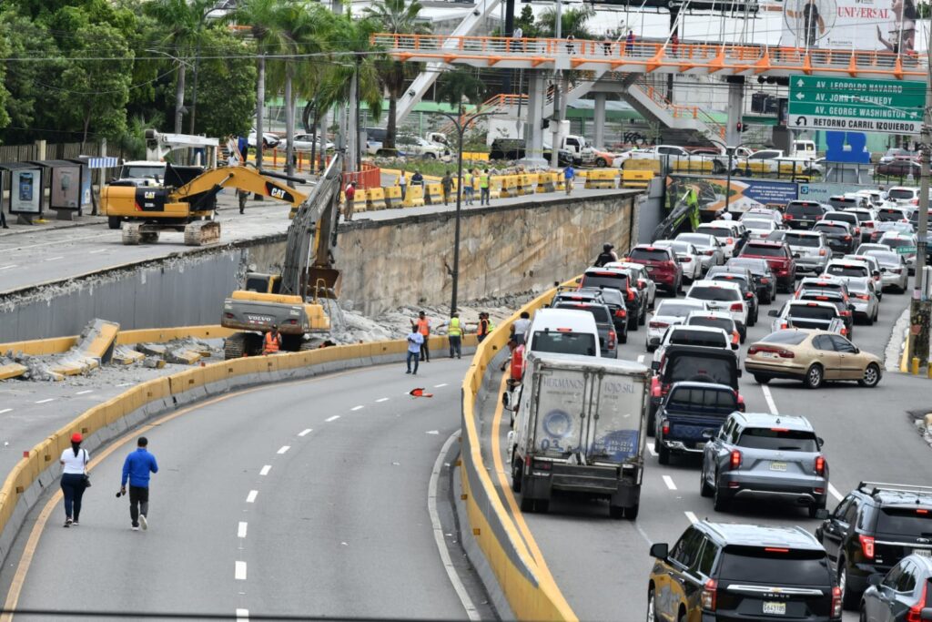 Gabinete de transporte anuncia desvíos y primeras medidas para viabilizar tránsito Av. 27 de Febrero con Av. Máximo Gómez