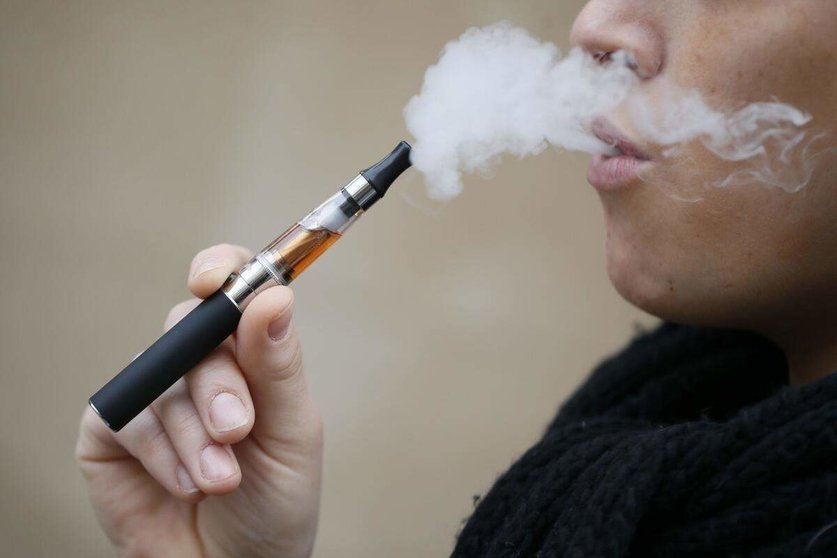 Irlanda prohíbe la venta de productos de vapeo a los menores de 18 años
