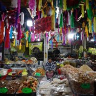 Posadas navideñas afrontan el alza de precios y el reto de atraer a la juventud en México