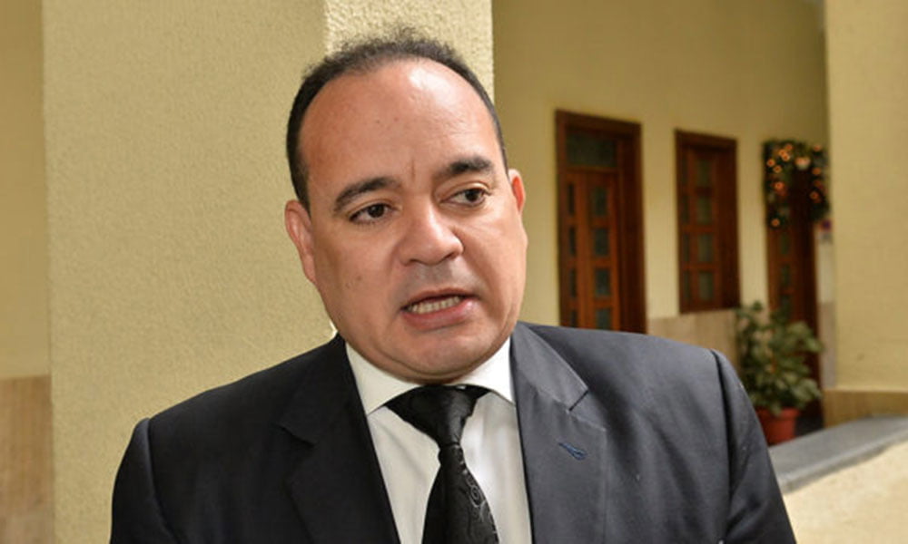 ¡Caos! Surun Hernández denuncia agresión contra Yépez Suncar