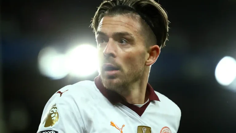 Asaltan la casa del futbolista Jack Grealish; se llevan objetos por valor de 1 millón de libras