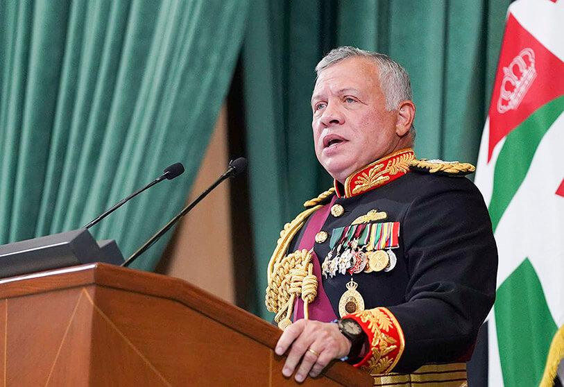 Rey de Jordania pide una respuesta internacional coordinada para refugiados en Gaza