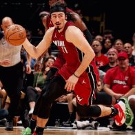 Miami Heat gana ante los Philadelphia 76ers por 119-113 