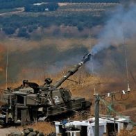 Anuncian el lanzamiento de 30 cohetes contra una ciudad en el norte de Israel