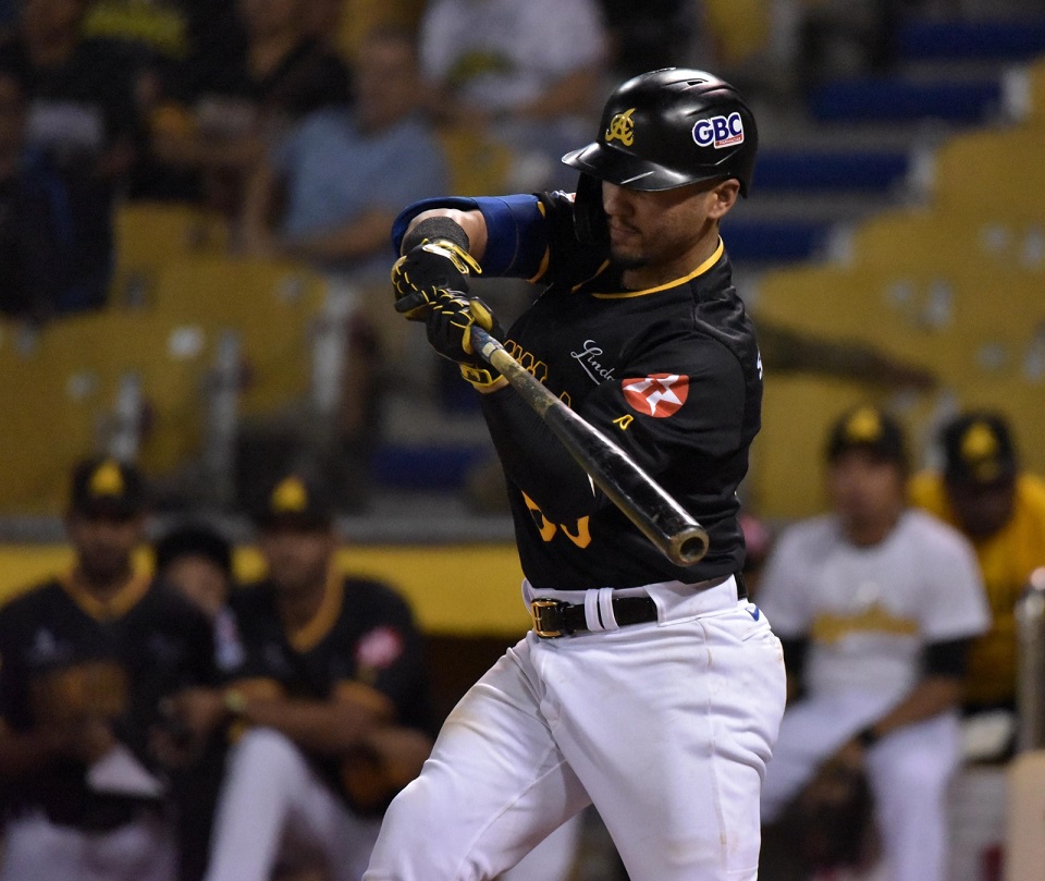 Águilas Cibaeñas blanquean 4-0 a los Tigres del Licey