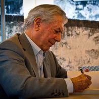 Vargas Llosa firmará mañana la última de sus columnas de opinión