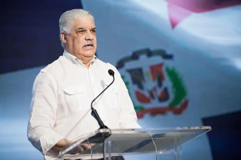 Miguel Vargas: "Ni comprando silencio van a detener el rescate del país"