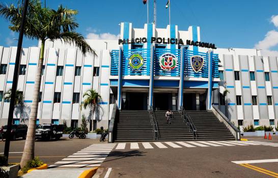 Policía