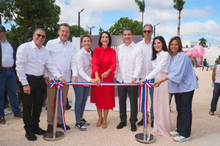 Inauguran Parque Los Girasoles en el Distrito Nacional 6 | Noticias de hoy en República Dominicana Raquel Arbaje | Noticias de hoy en De Último Minuto