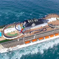 Un hombre cae al mar y desaparece durante un crucero temático del cantante Alexandre Pires