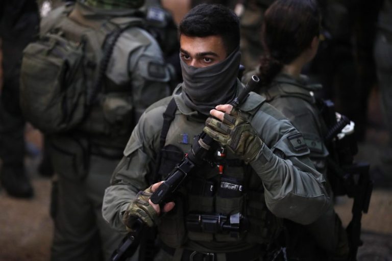 Supuestos miembros de milicias palestinas | Noticias de hoy en De Último Minuto