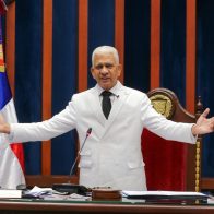 Presidente del Senado,