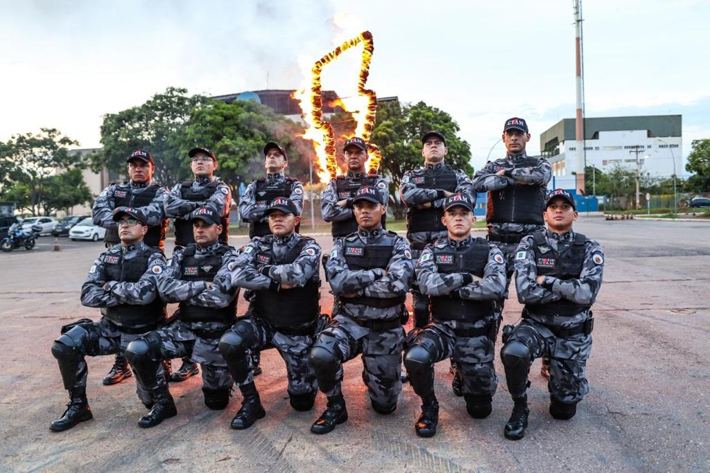 Dos miembros policiales Lince culminan con éxito "Curso Táctico en Acciones de Motos" en Brasil