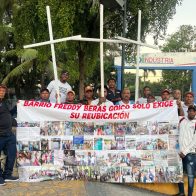 Desalojados en barrio Freddy Beras Goico de Los Alcarrizos realizan protesta pacifica