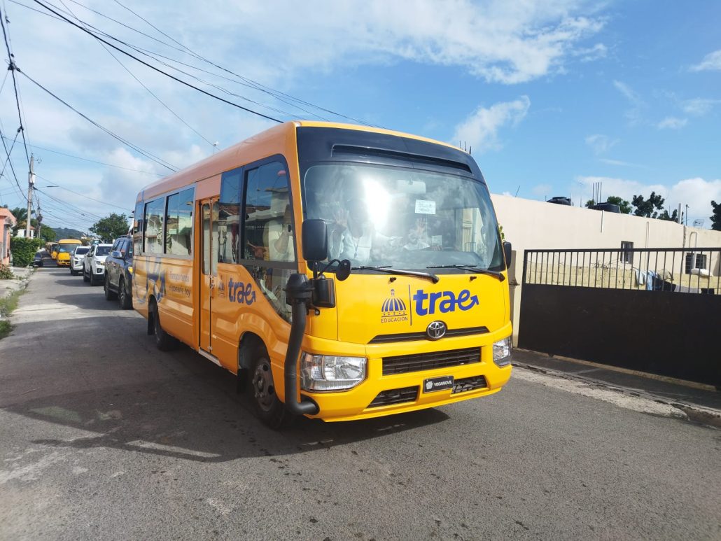 TRAE llega a Hato Mayor para garantizar transporte gratis a estudiantes