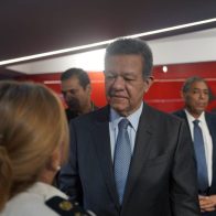 Leonel llegará sin primera dama al poder, pero dice "se puede resolver" después que gane
