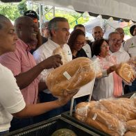Inespre lleva a Santiago feria “La Navidad del Cambio”
