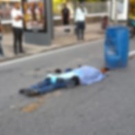 Muere un motorista al ser impactado en la Av. Gómez por un camión