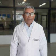 Epidemiólogo llama a poner más atención al dengue que a variante de COVID