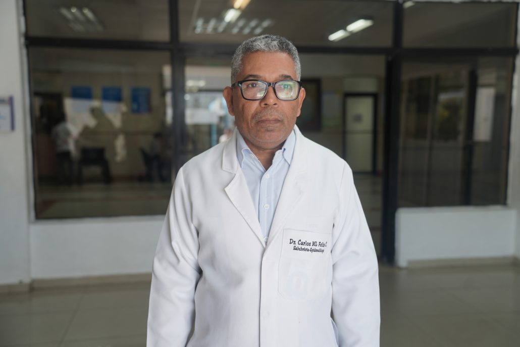 Epidemiólogo llama a poner más atención al dengue que a variante de COVID