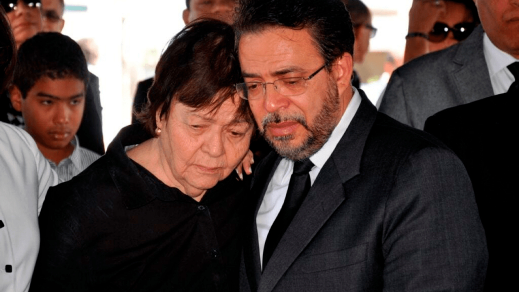 Guillermo Moreno: "mi madre será siempre un rayo de luz que iluminará nuestra andar"