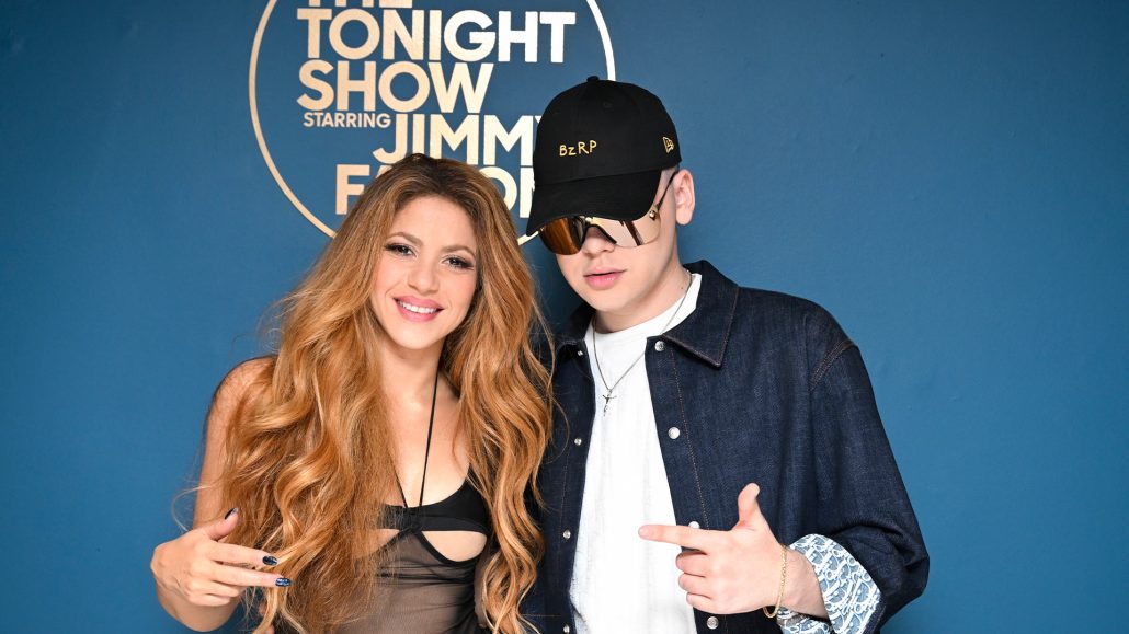 Shakira, Bizarrap y Peso Pluma artistas más buscados en español en Google durante 2023