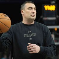 La repentina muerte de Dejan Milojevic, asistente de los Warriors, sacude a la NBA