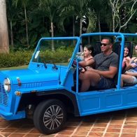 Alex Rodríguez disfruta vacaciones en RD junto a sus hijas