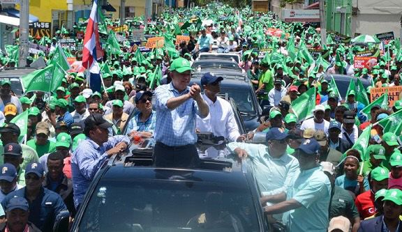 Leonel estará este fin de semana en varias provincias del Cibao