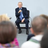 Putin dice que la economía rusa es la primera de Europa y la quinta de mundo