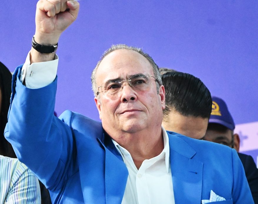 Charles Mariotti dice responsabilidad de un “peledeísta” es promover el morado en todo