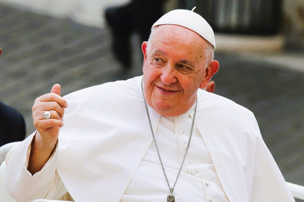 El papa Francisco pide "la prohibición universal" de la maternidad subrogada