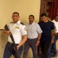 Víctimas vociferan “¡Ladrón!” a Emmanuel Rivera Ledesma tras audiencia de Operación Nido