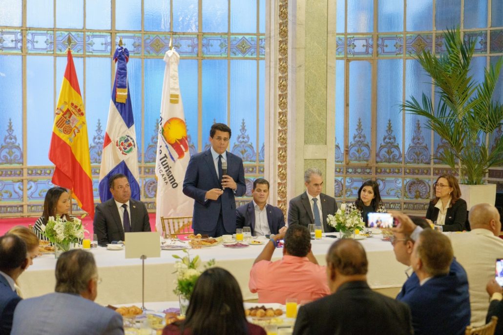 RD cierra FITUR 2024 con nuevas inversiones
