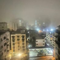 Neblina arropa el Gran Santo Domingo