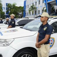 Policía apresa a "Yoyito" y "Pikitin" integrantes de banda dedicada a solicitar taxis para atracarlos