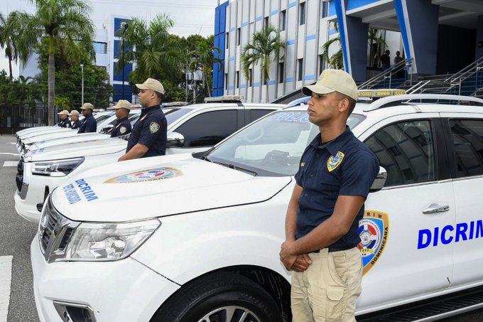Policía apresa a "Yoyito" y "Pikitin" integrantes de banda dedicada a solicitar taxis para atracarlos