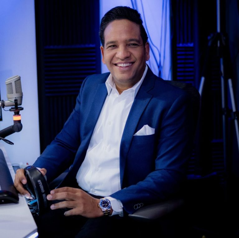 Hansel García: "Si usted encuentra unos cuartos que no son suyos, usted debe devolverlos, no hay que premiarlo" 4 | Noticias de hoy en República Dominicana Hansel Garcia | Noticias de hoy en De Último Minuto