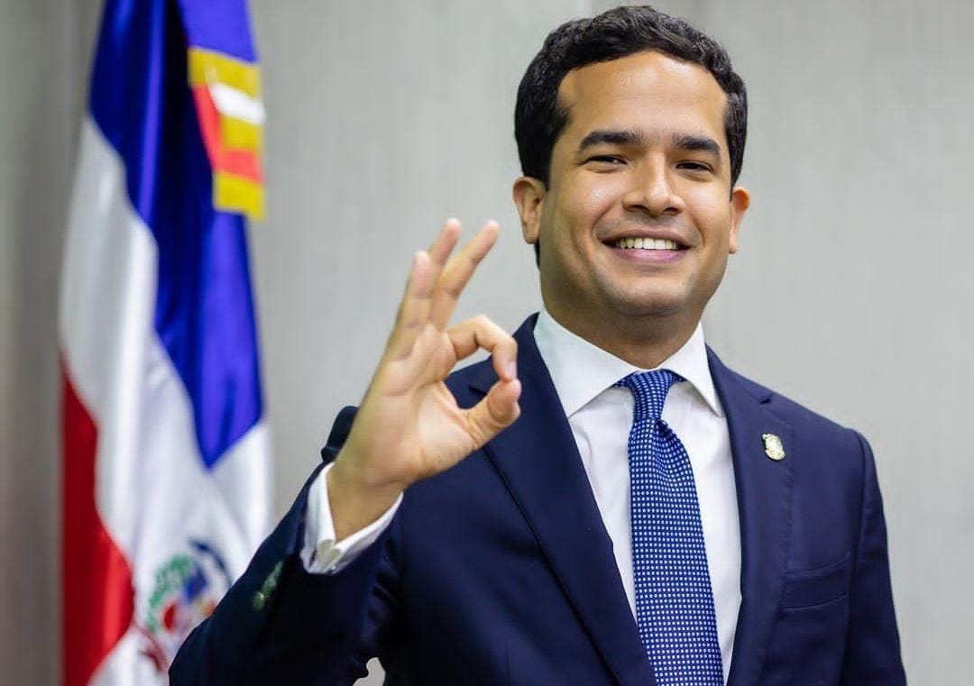 "No hay nada de que preocuparse", dice Omar Fernández sobre su intoxicación