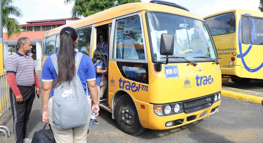 Trae ha transportado más de tres millones de estudiantes en un año